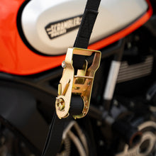 Load image into Gallery viewer, HandleCuff Ratcheting Tie Downs
